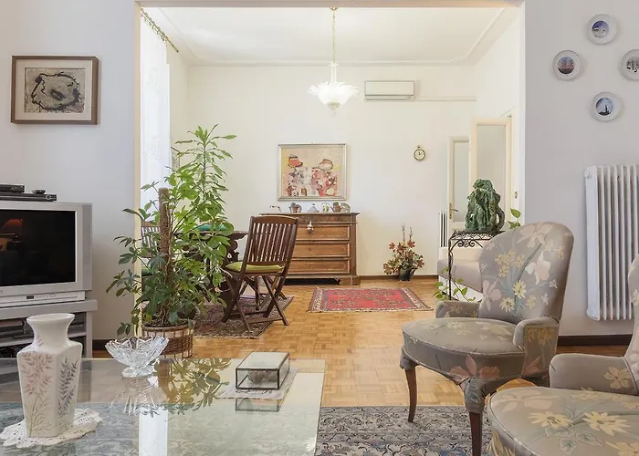 Апартаменты Flower's Market - Charme Holidays Рим